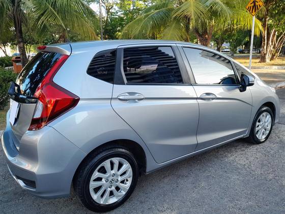 HONDA FIT 1.5 LX 16V FLEX 4P AUTOMÁTICO